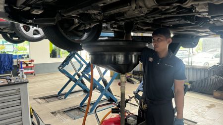 The Importance of Regular Oil Changes – Benefits and frequency recommendations